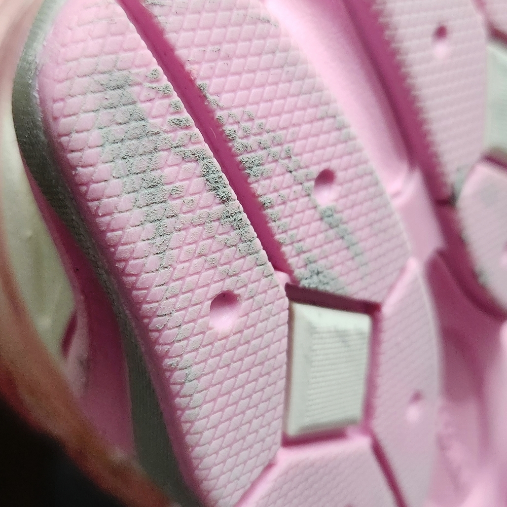 New Balance Pink Women's Sneakers - Picture 6 of 9